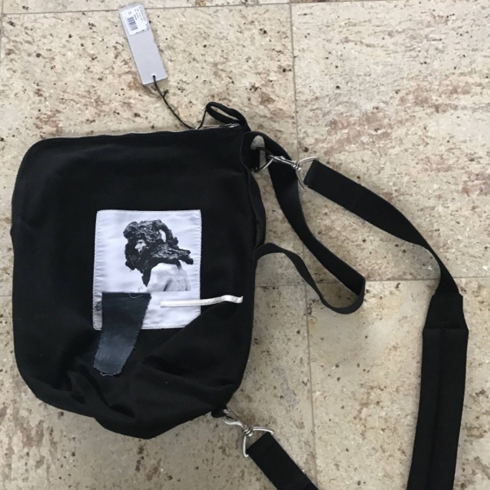 RICK OWENS DRKSHDW

Bucket Bag DU17S5453-BUPAT1